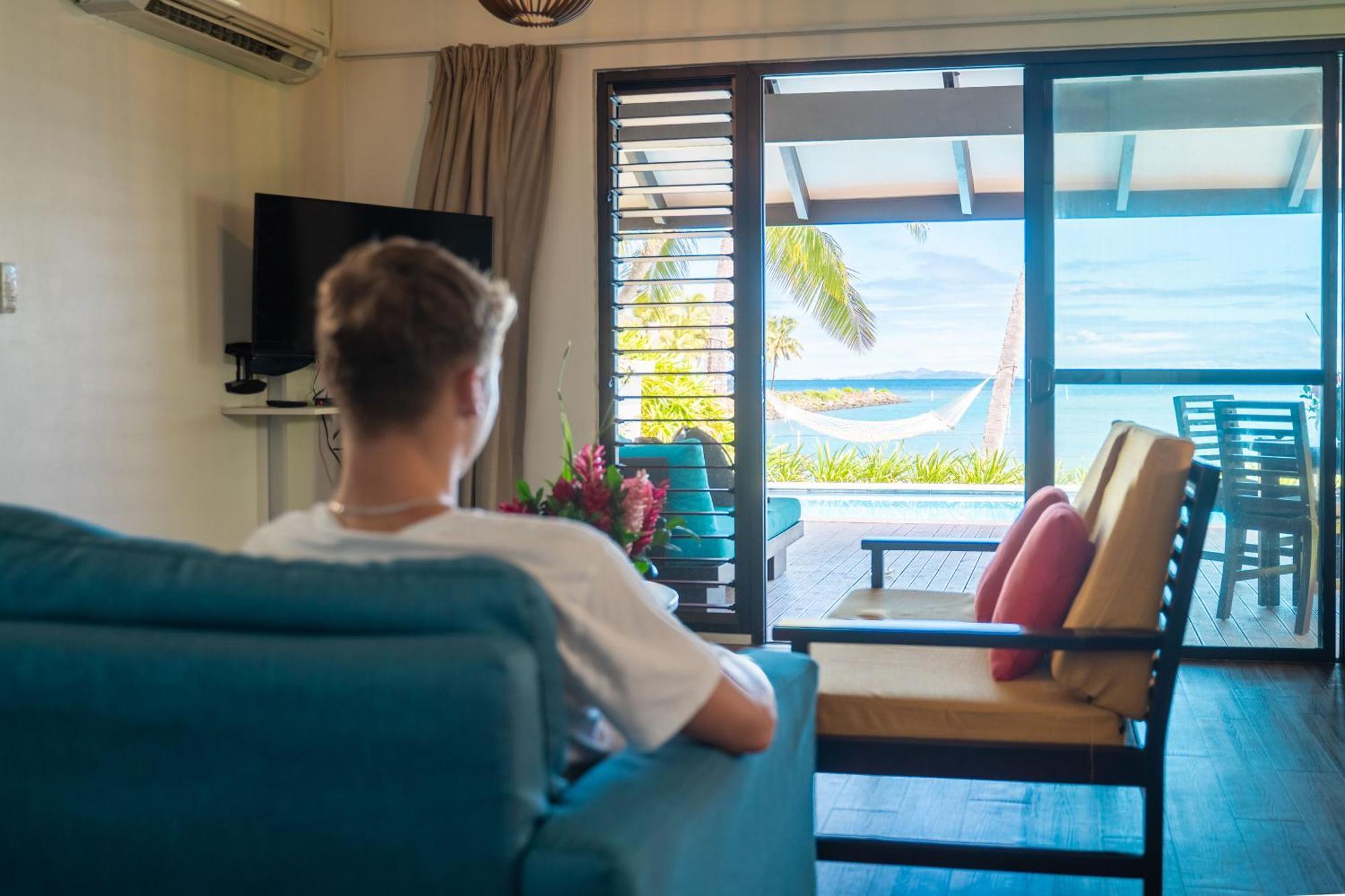 First Landing Beach Resort & Villas Lautoka Exteriör bild