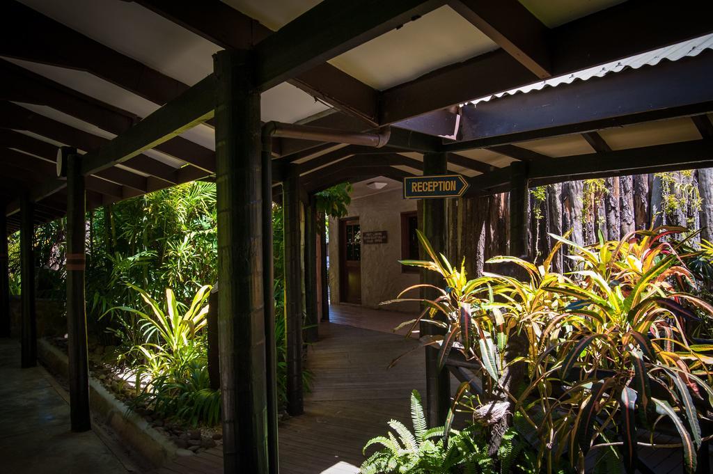 First Landing Beach Resort & Villas Lautoka Exteriör bild
