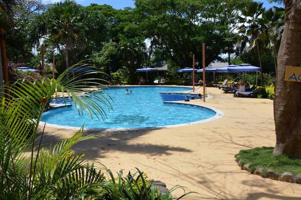 First Landing Beach Resort & Villas Lautoka Exteriör bild