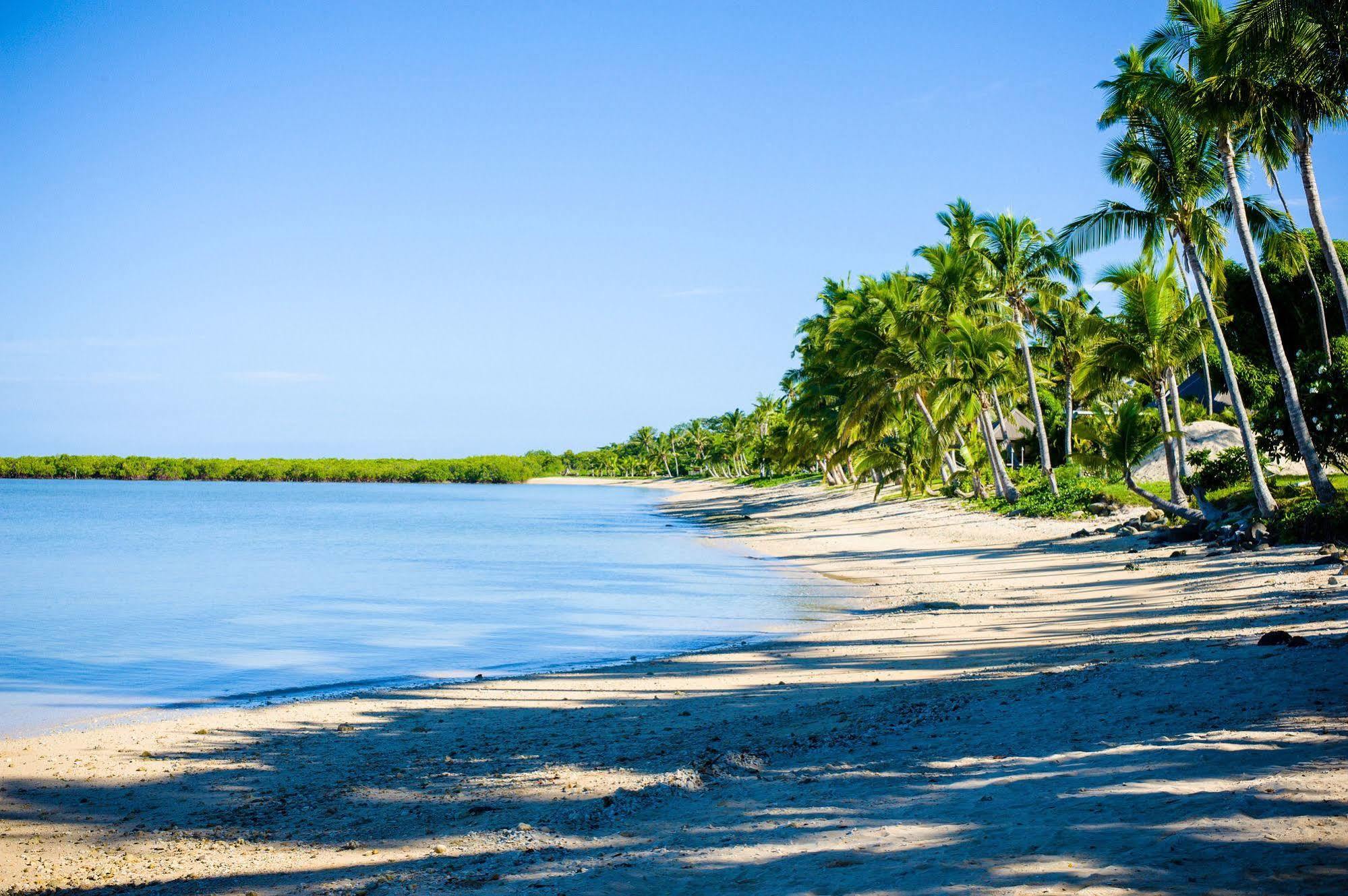 First Landing Beach Resort & Villas Lautoka Exteriör bild